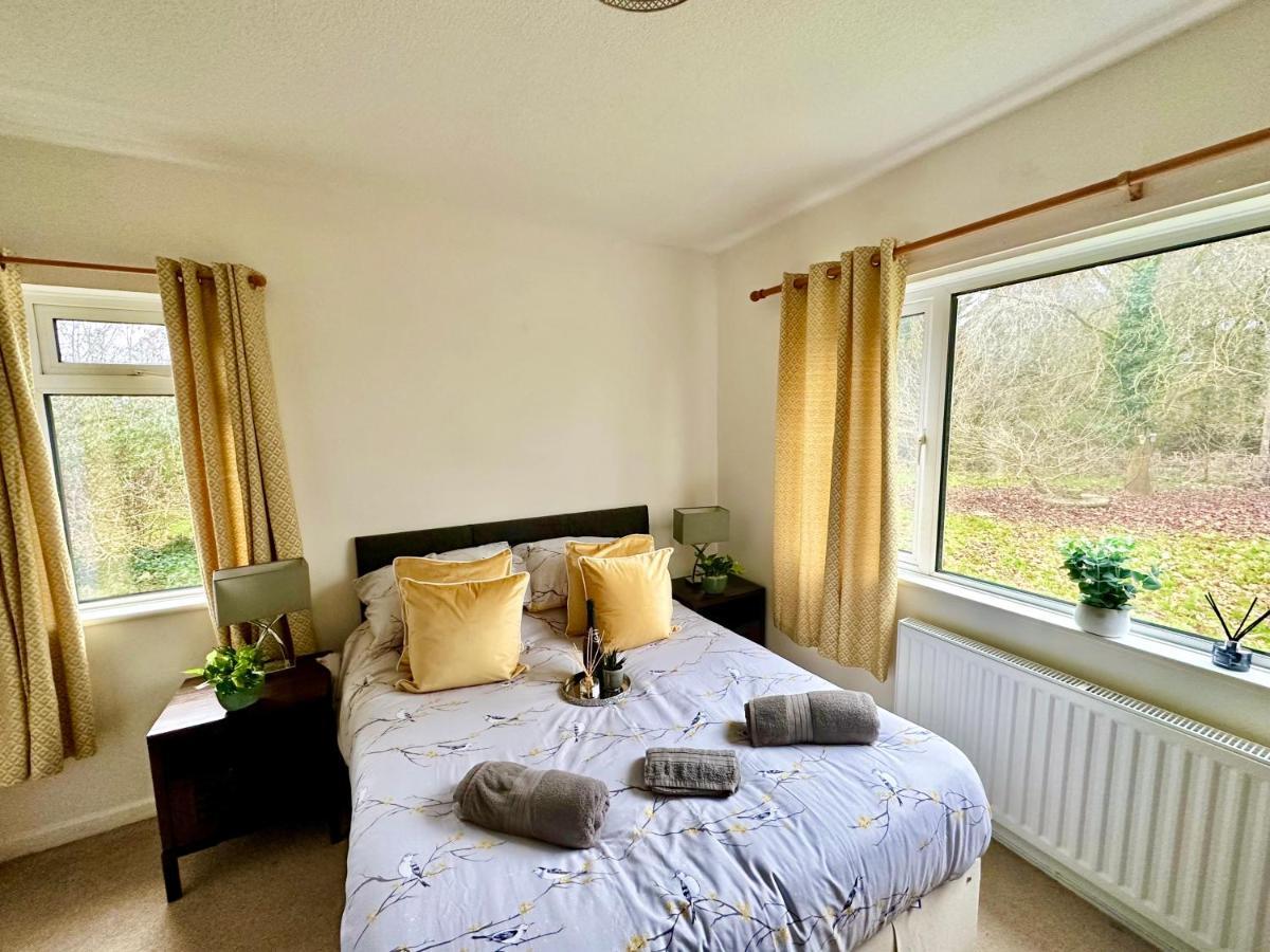 Three Bedroom Rural, Relaxing And Peaceful,Dogs Welcome! With Cymru Holidays Abergavenny Esterno foto