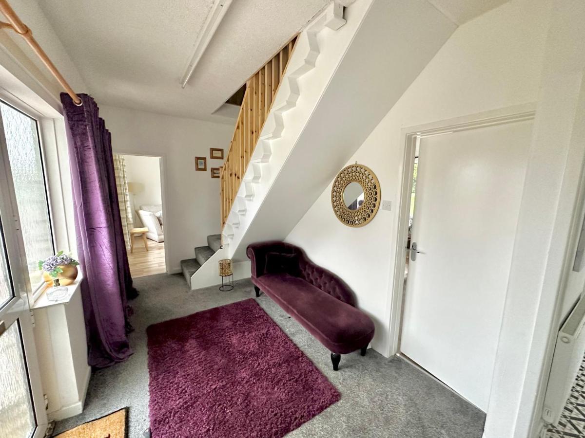 Three Bedroom Rural, Relaxing And Peaceful,Dogs Welcome! With Cymru Holidays Abergavenny Esterno foto