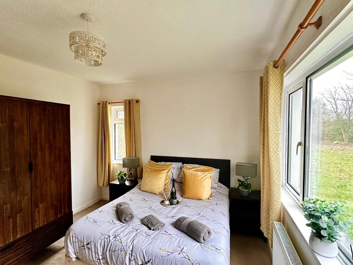 Three Bedroom Rural, Relaxing And Peaceful,Dogs Welcome! With Cymru Holidays Abergavenny Esterno foto