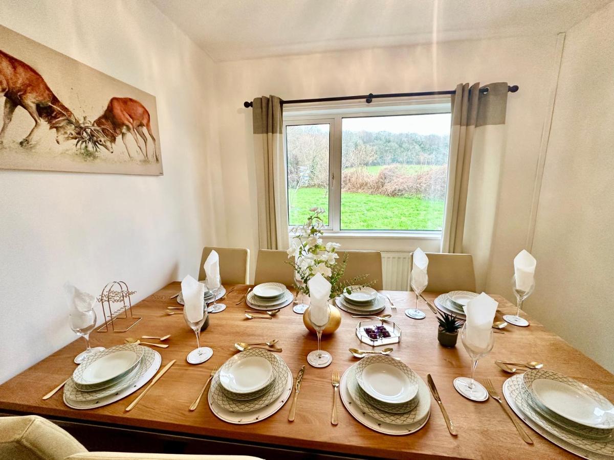 Three Bedroom Rural, Relaxing And Peaceful,Dogs Welcome! With Cymru Holidays Abergavenny Esterno foto