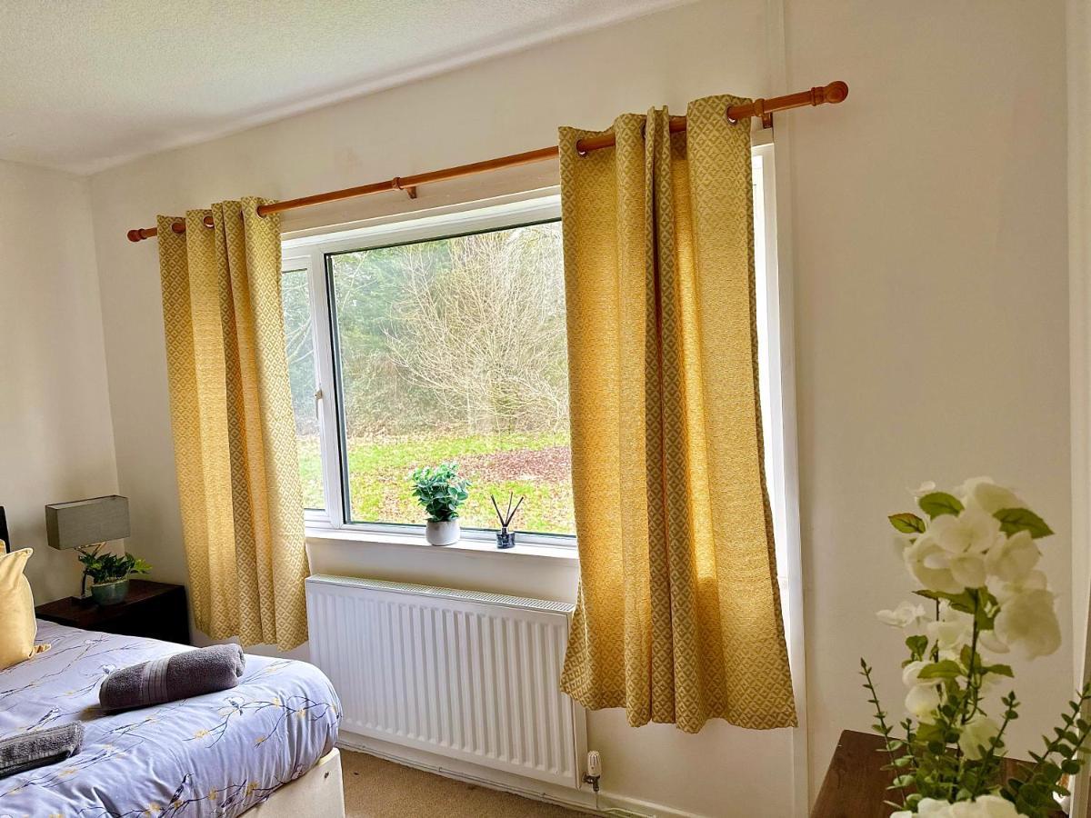 Three Bedroom Rural, Relaxing And Peaceful,Dogs Welcome! With Cymru Holidays Abergavenny Esterno foto