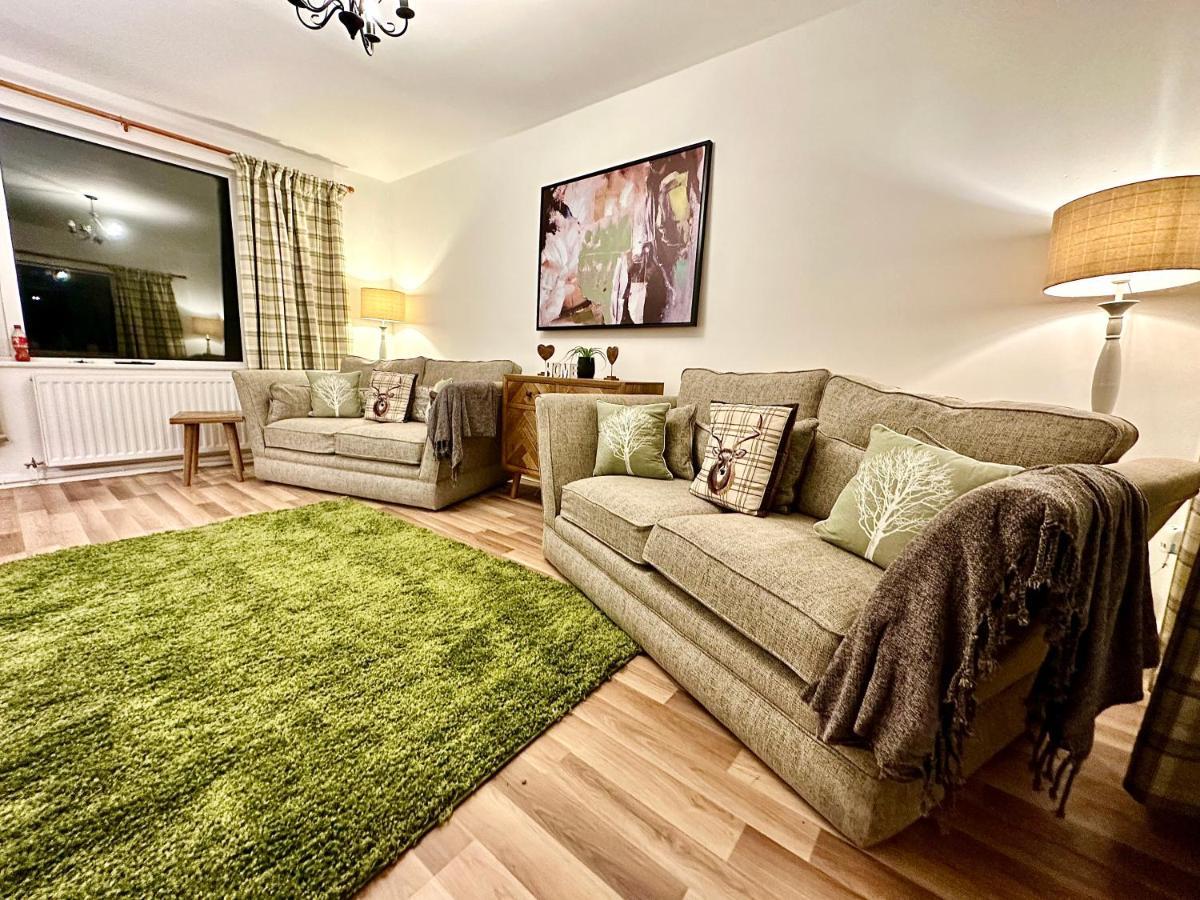 Three Bedroom Rural, Relaxing And Peaceful,Dogs Welcome! With Cymru Holidays Abergavenny Esterno foto