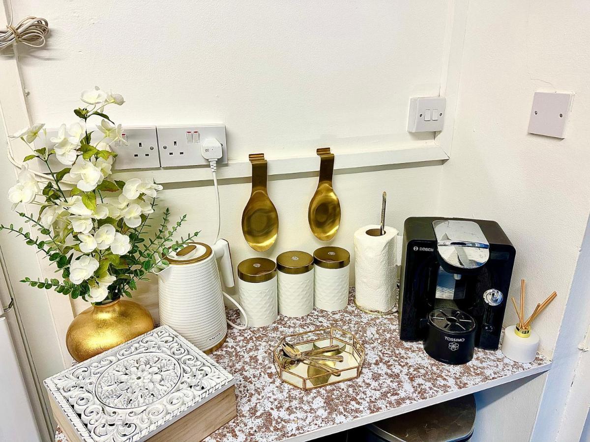 Three Bedroom Rural, Relaxing And Peaceful,Dogs Welcome! With Cymru Holidays Abergavenny Esterno foto
